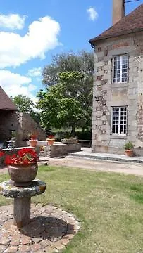 Au Chateau De Sallebrune * Beaune d'Allier