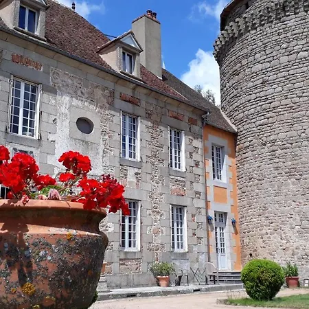 Holiday home Au Chateau De Sallebrune